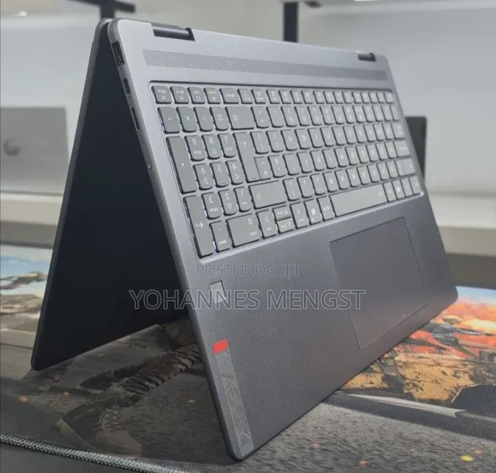 New Lenovo ThinkPad X1 Yoga Gen 8 16GB Intel Core Ultra 5 SSD 512GB