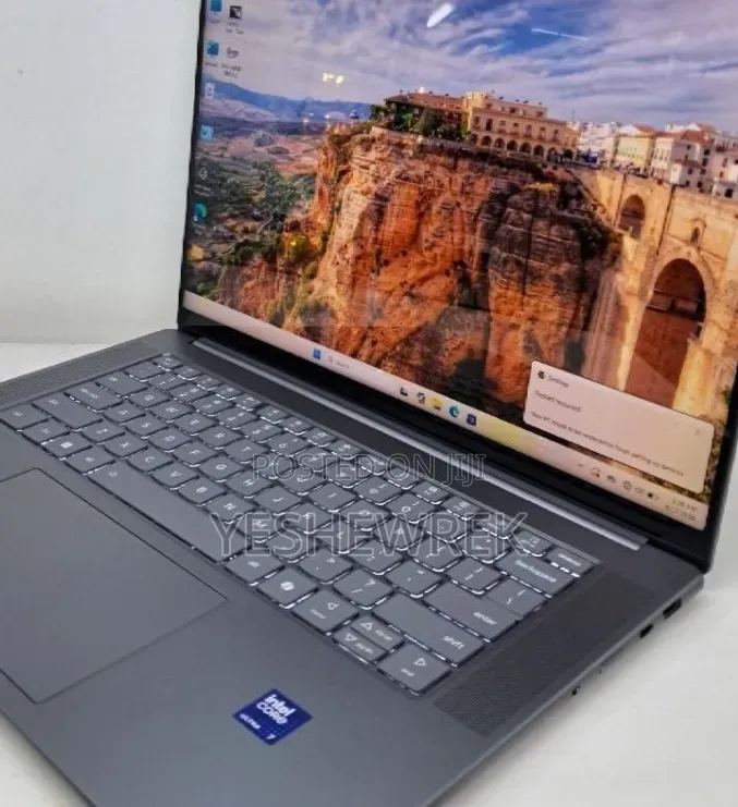 New Laptop Lenovo Legion 5 32GB Intel Core i7 SSD 1T