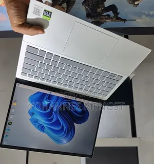 New Laptop Dell Pro 14 Premium 16GB Intel Core i7 SSD 512GB