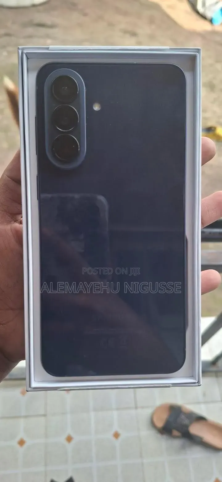 New Samsung Galaxy A57 256 GB
