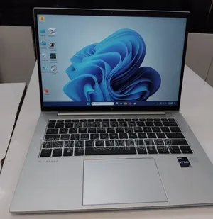 New Laptop HP EliteBook 840 G10 16GB Intel Core i7 SSD 512GB