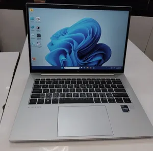 New Laptop HP EliteBook 840 G10 16GB Intel Core i7 SSD 512GB