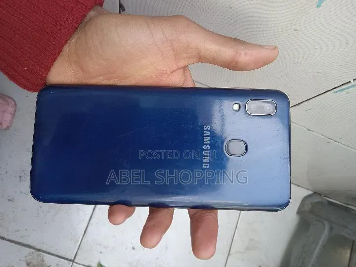 Samsung Galaxy A20 32 GB Blue