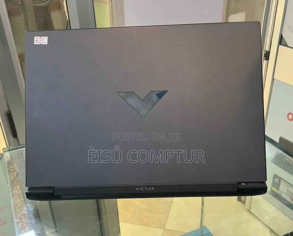 New Laptop HP Victus 16 16GB Intel Core i7 SSD 512GB