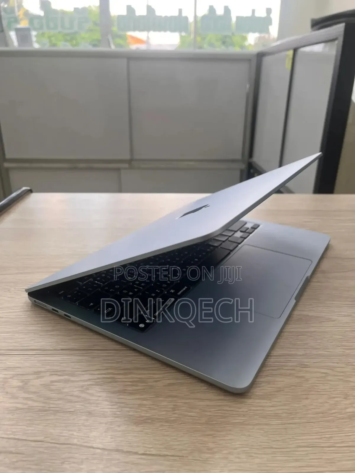 Laptop Apple MacBook Air 2025 M4 16GB Apple M4 SSD 512GB