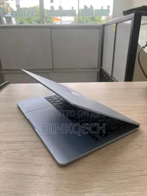 Laptop Apple MacBook Air 2025 M4 16GB Apple M4 SSD 512GB