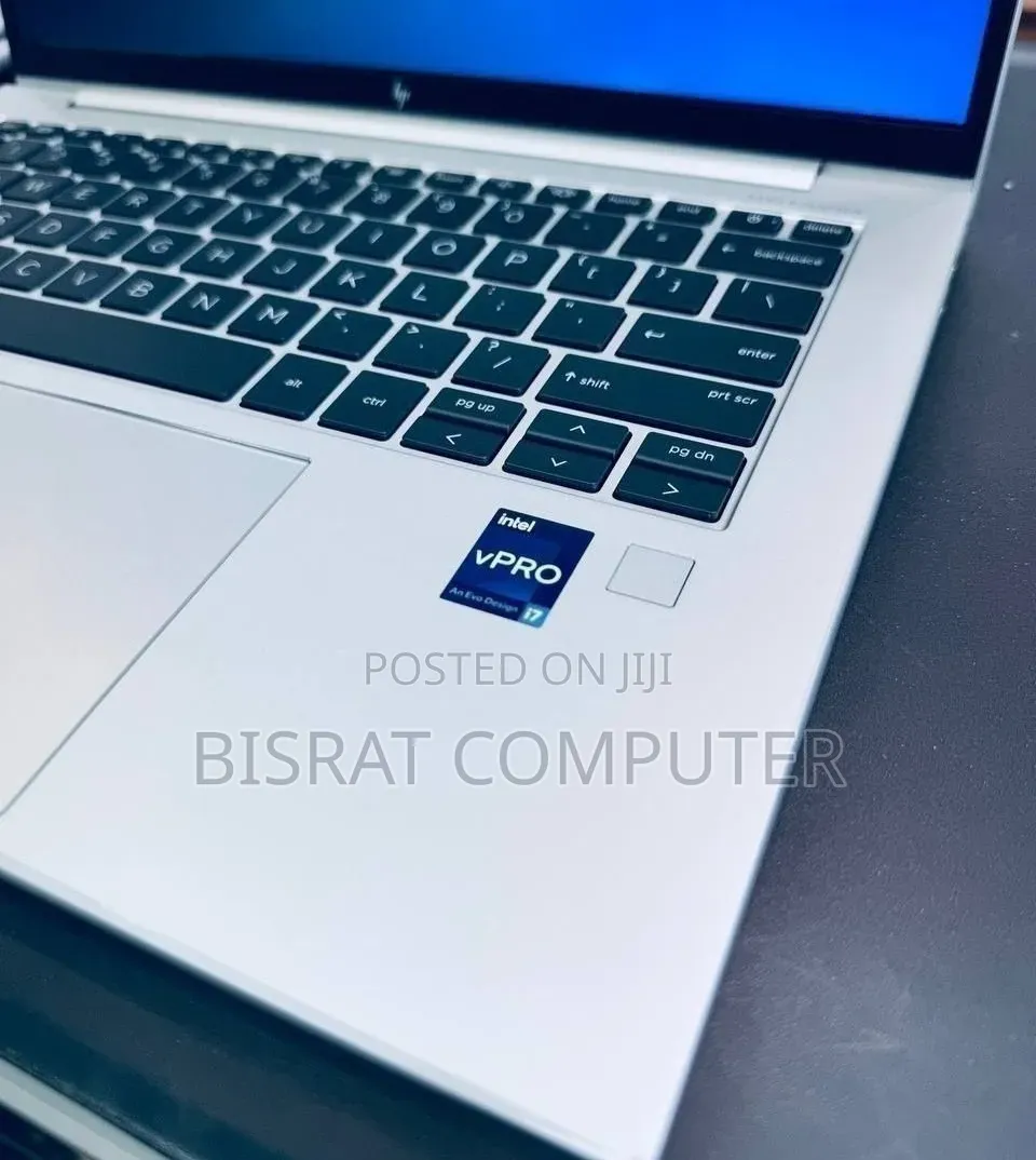 New Laptop HP EliteBook 840 10 16GB Intel Core i7 SSD 1T