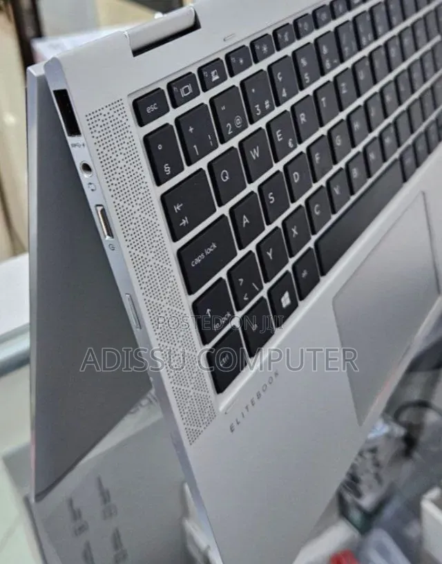 New Laptop HP EliteBook x360 1030 G4 16GB Intel Core i5 SSD 512GB