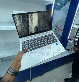 New Laptop HP EliteBook 850 G8 16GB Intel Core i5 SSD 512GB