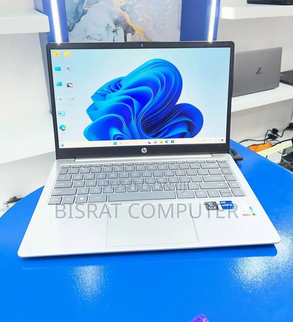 New Laptop HP Stream Notebook 16GB Intel Core i5 SSD 1T