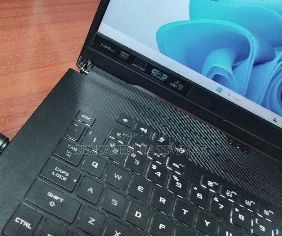 New Laptop Asus ROG Zephyrus G15 16GB AMD Ryzen 7 SSD 512GB