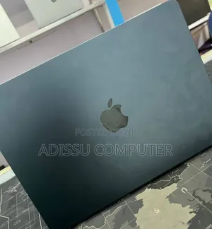 New Laptop Apple MacBook Air 2022 M2 16GB Apple M2 SSD 512GB