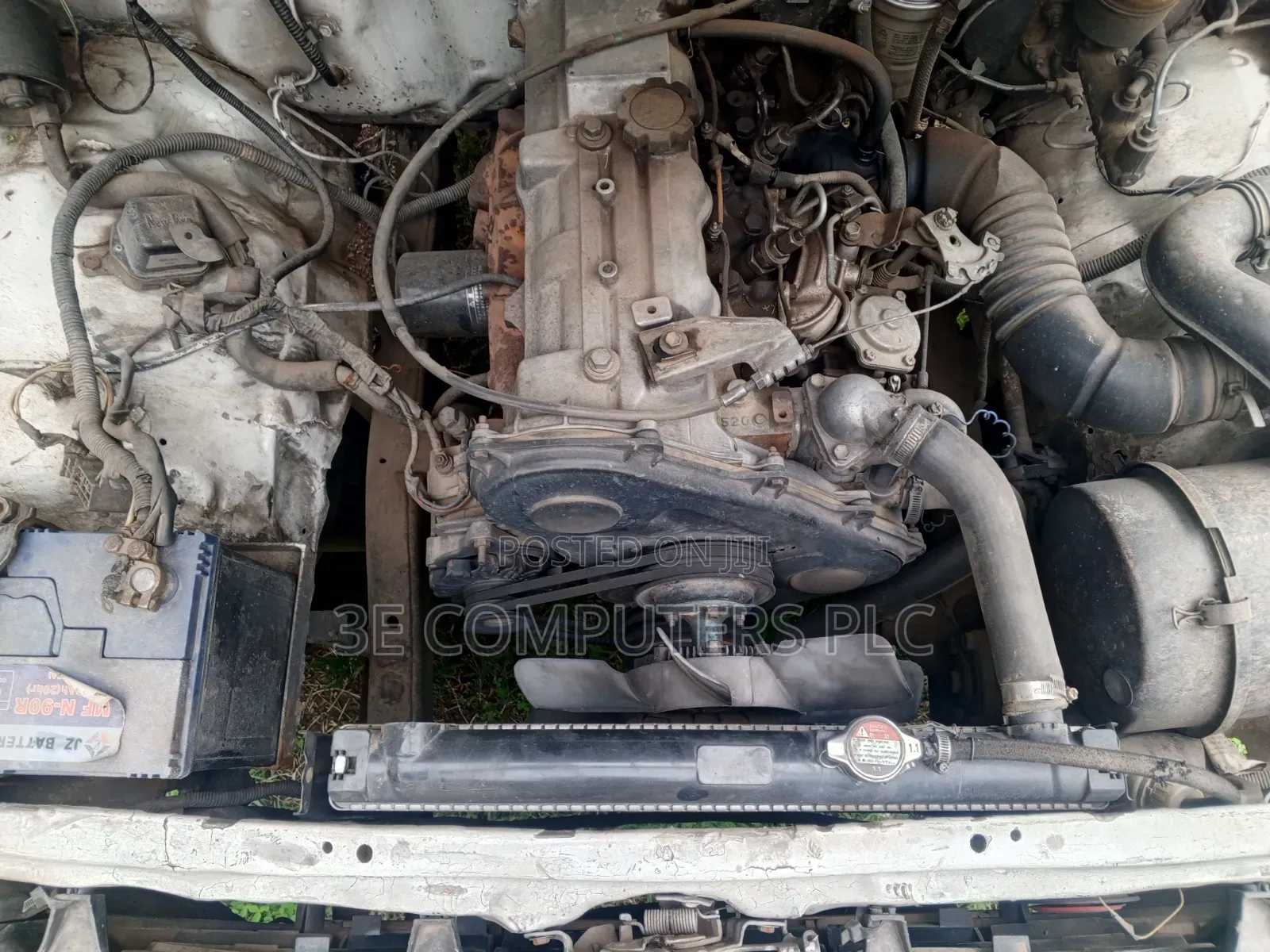 Toyota Hilux 1997 White