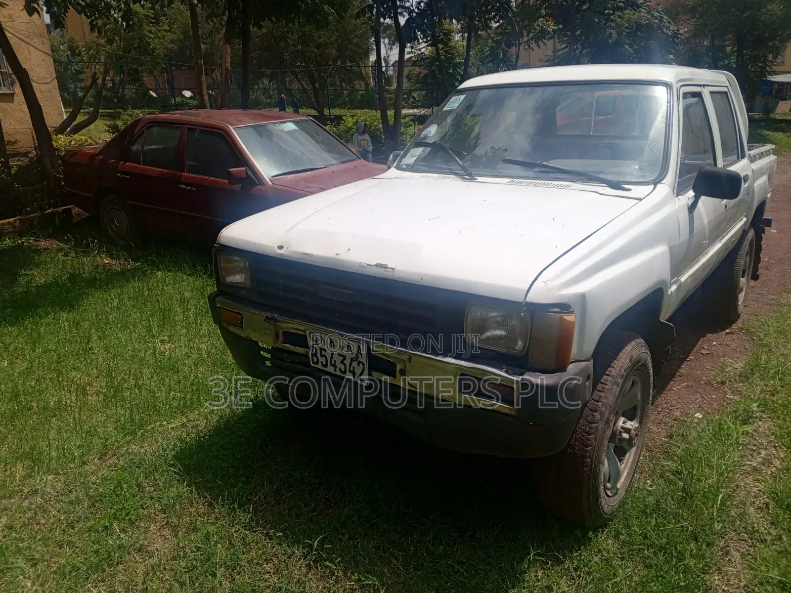 Toyota Hilux 1997 White