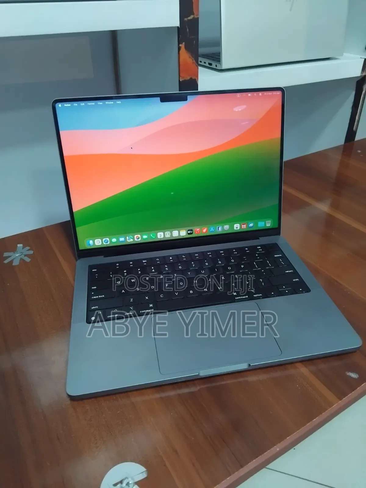 New Laptop Apple MacBook Pro 2021 M1 32GB Apple M1 SSD 512GB