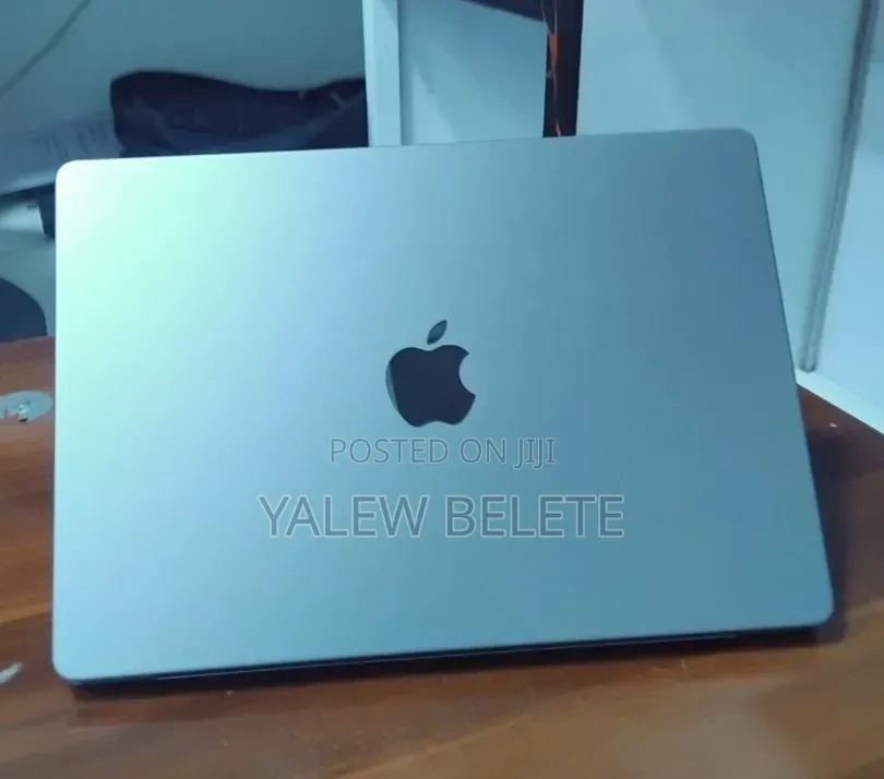 New Laptop Apple MacBook Pro 32GB Apple M1 Pro SSD 512GB