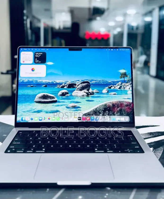 New Laptop Apple MacBook Pro 2021 M1 16GB Apple M1 Pro SSD 512GB