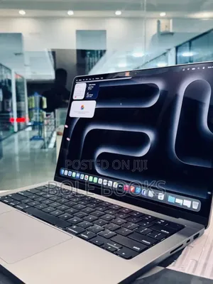 New Laptop Apple MacBook Pro 2021 M1 16GB Apple M1 Pro SSD 512GB