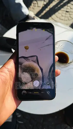 New Apple iPhone 11 Pro 64 GB Gold
