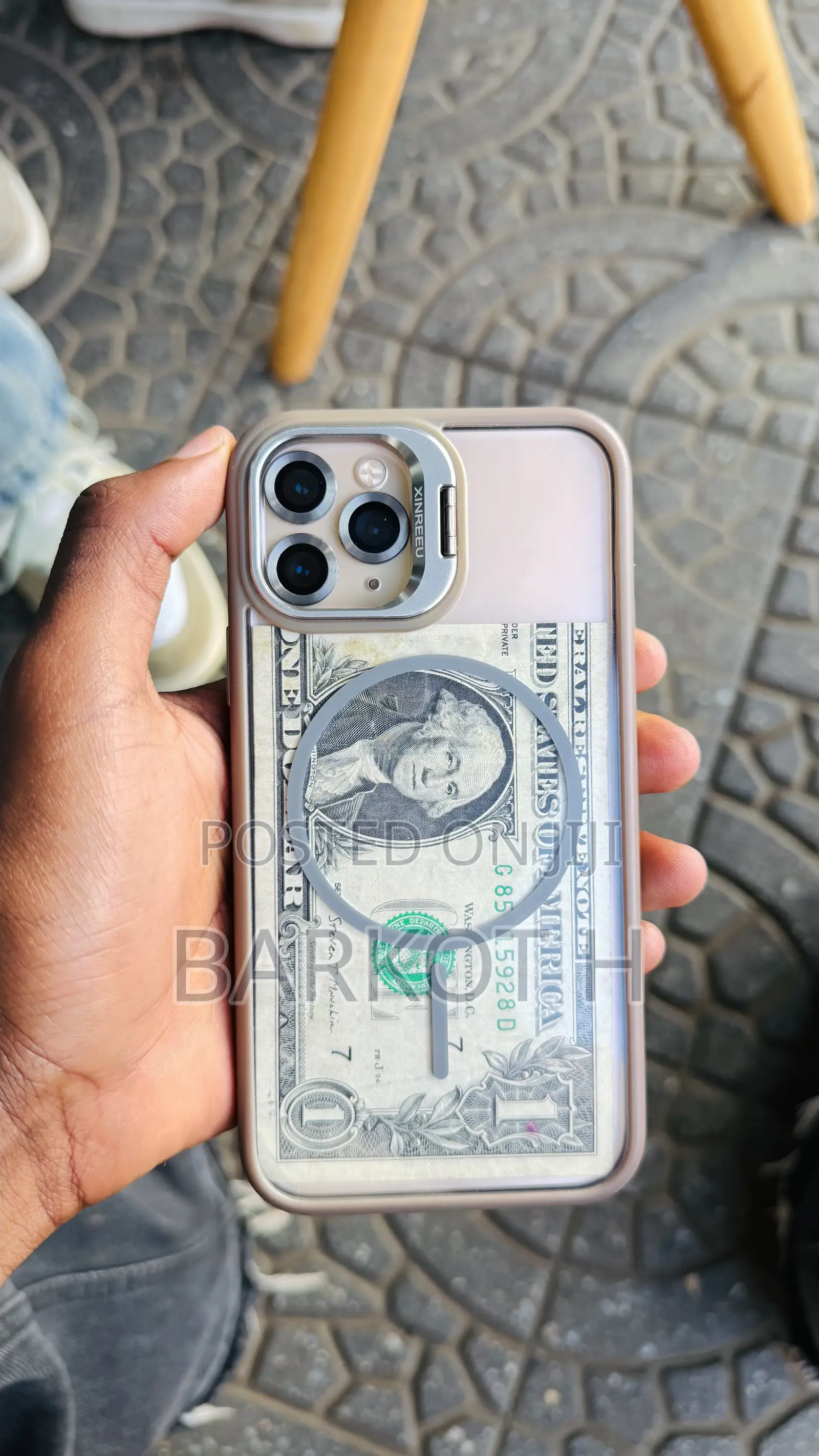 New Apple iPhone 11 Pro 64 GB Gold