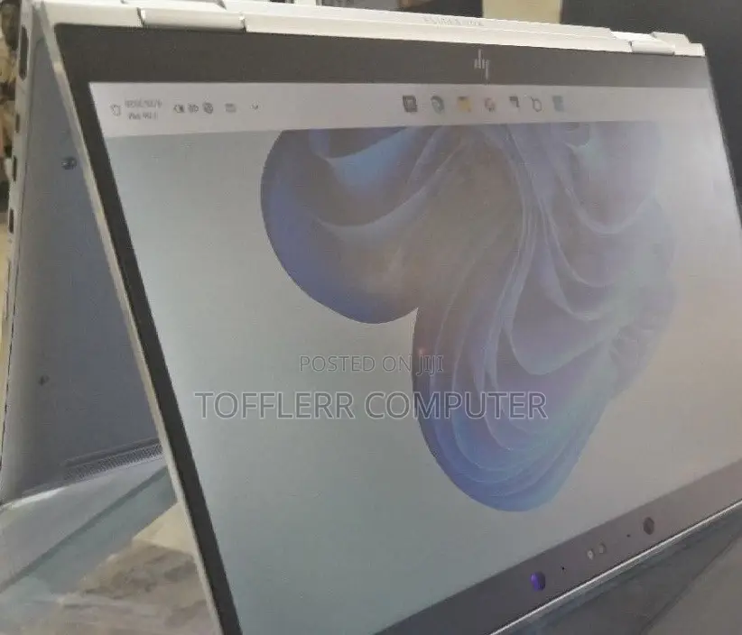 New Laptop HP EliteBook 840 16GB Intel Core 3 SSD 512GB