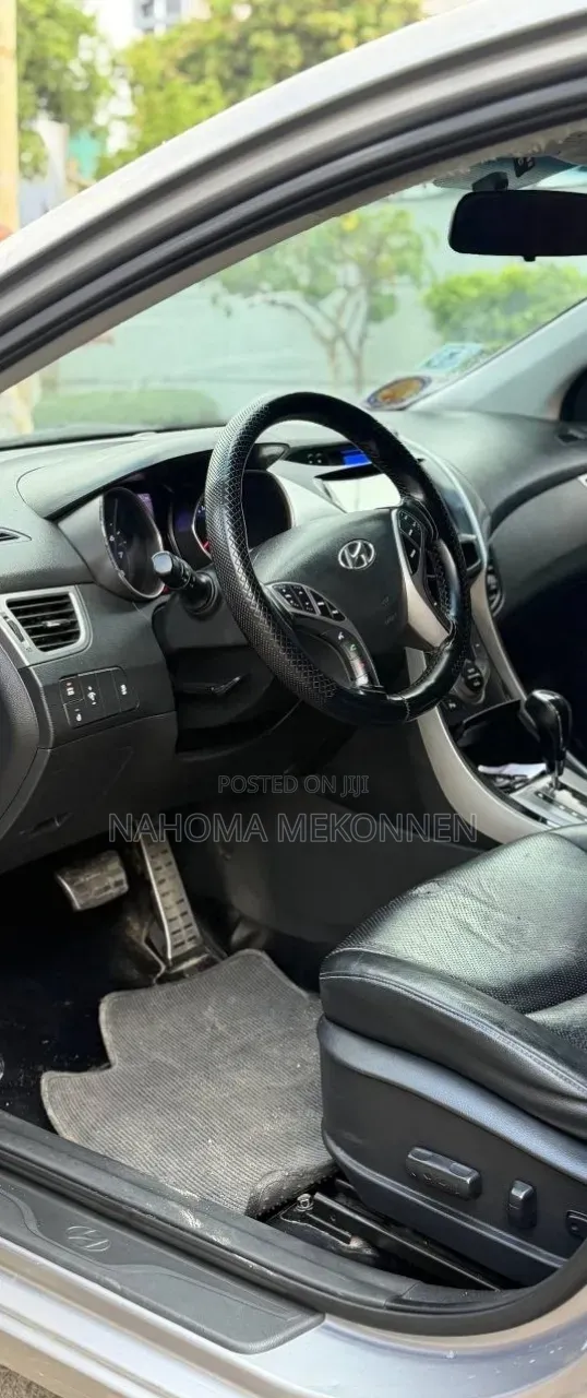 Hyundai Avante 2013 Gray