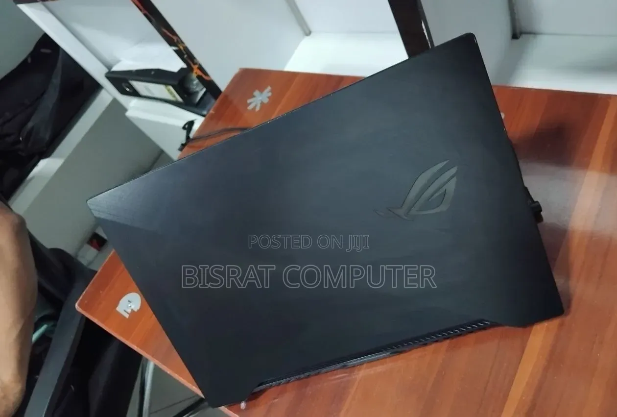 New Laptop Asus ROG Strix G15 16GB AMD Ryzen 7 SSD 512GB