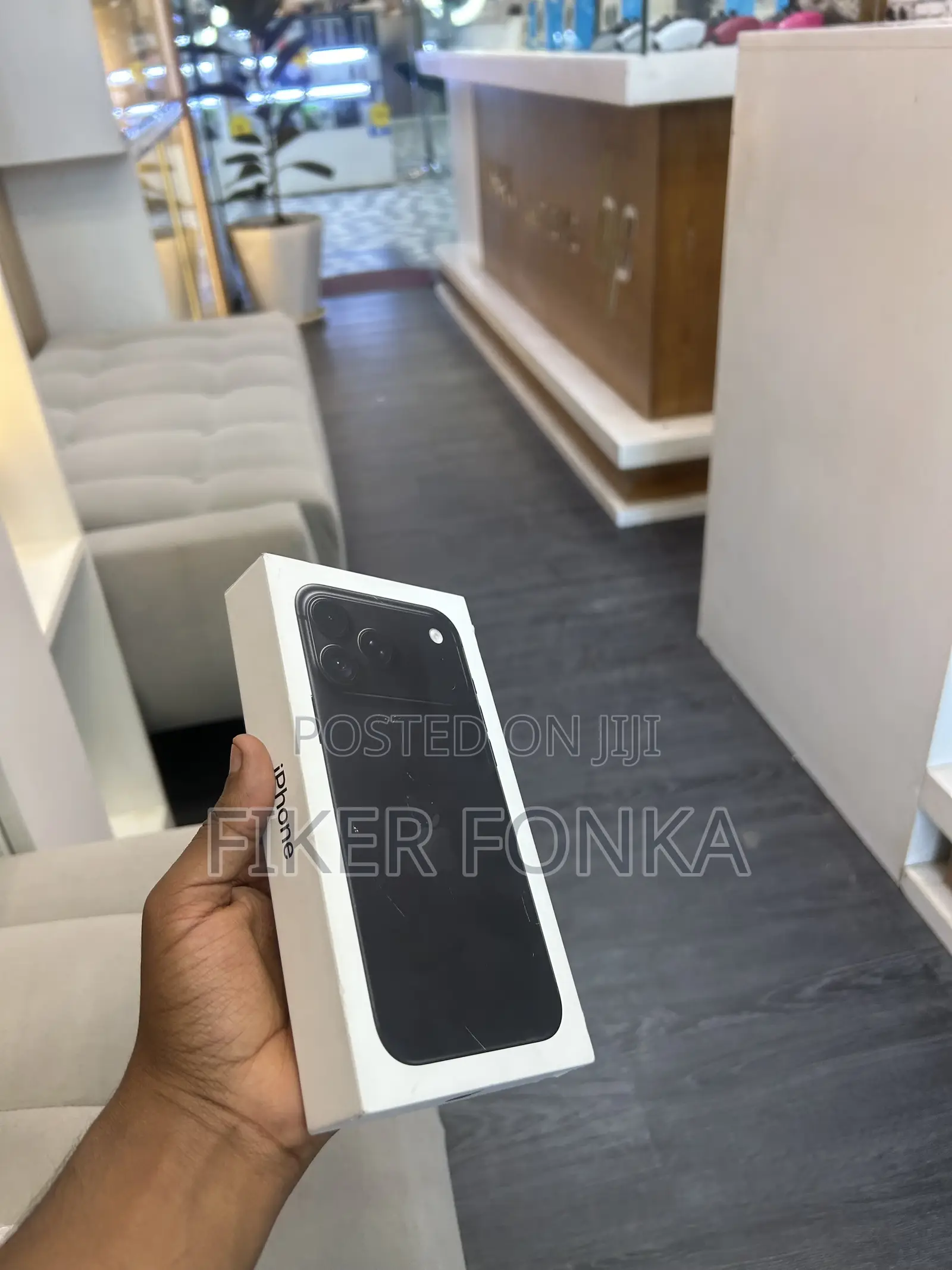 New Apple iPhone 18 Pro Max 256 GB Black