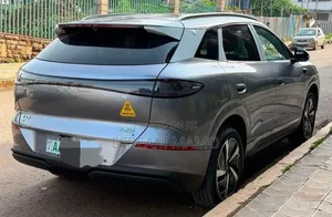 BYD Seal 6 EV 2025