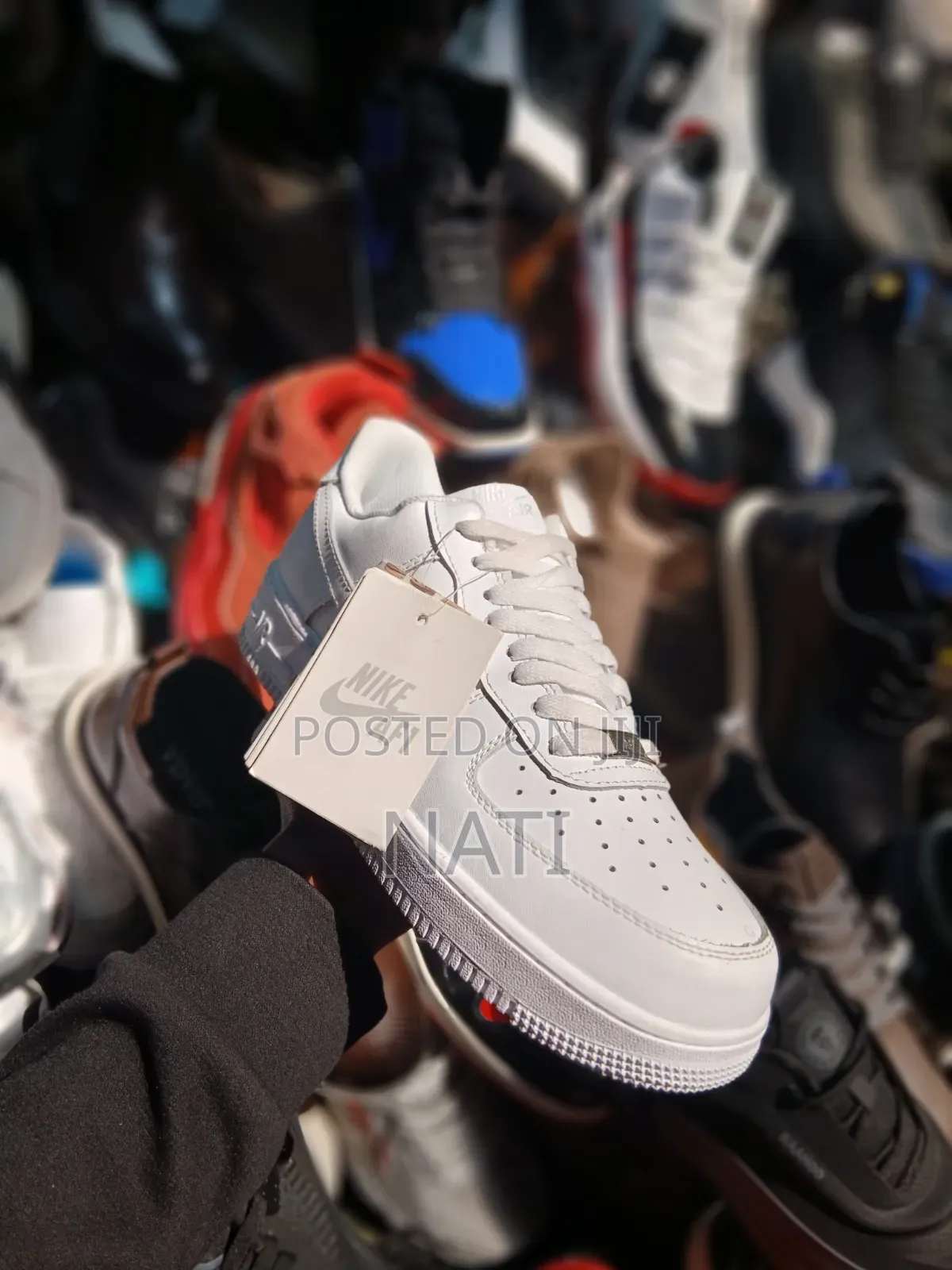 Nike Air Force 1 Low "Triple White"(All-White)