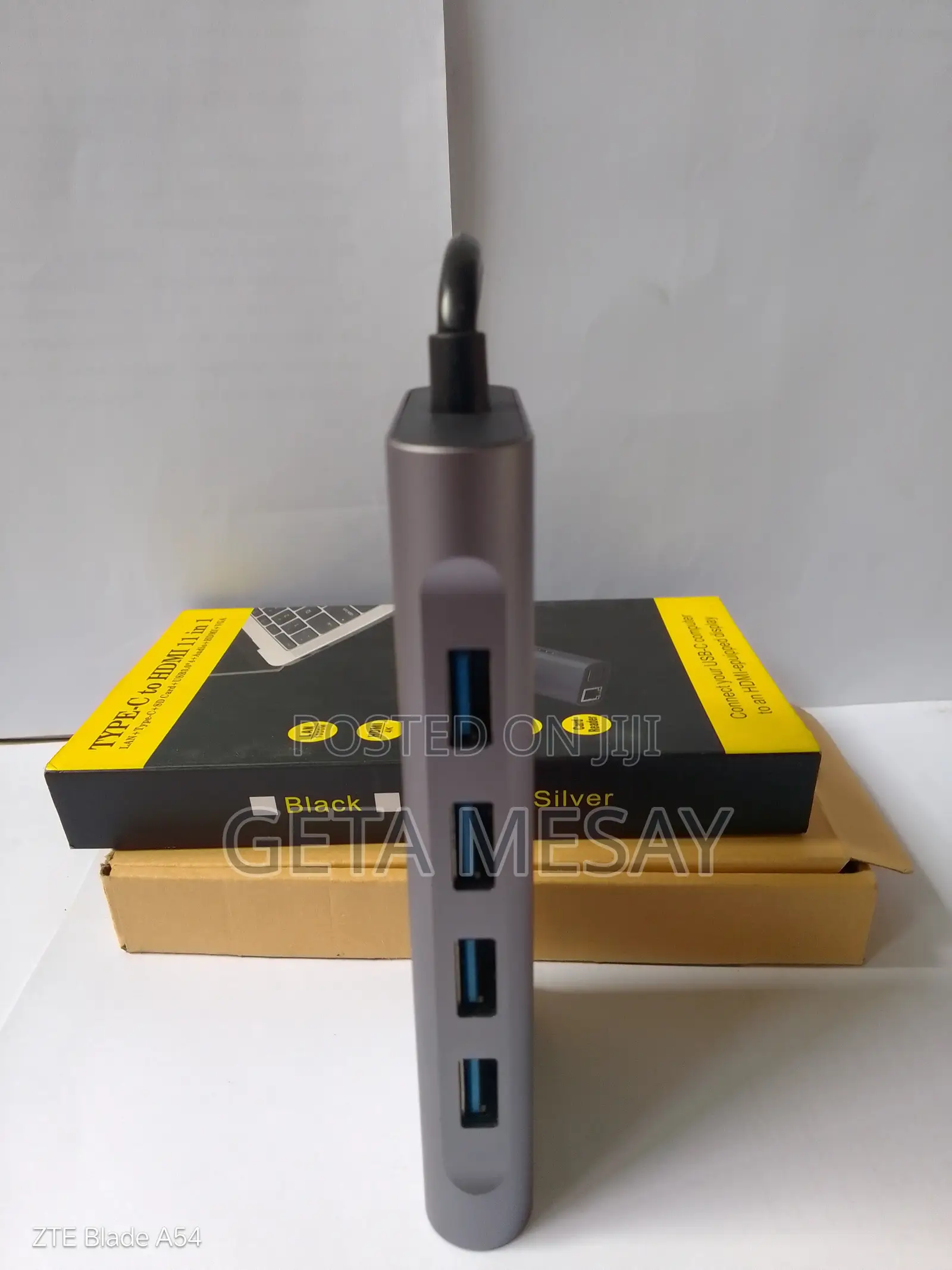 11-in-1 USB-C Hub Vga Hdmi Lan 4 USB 3.0 Sd Tf Audio Pd
