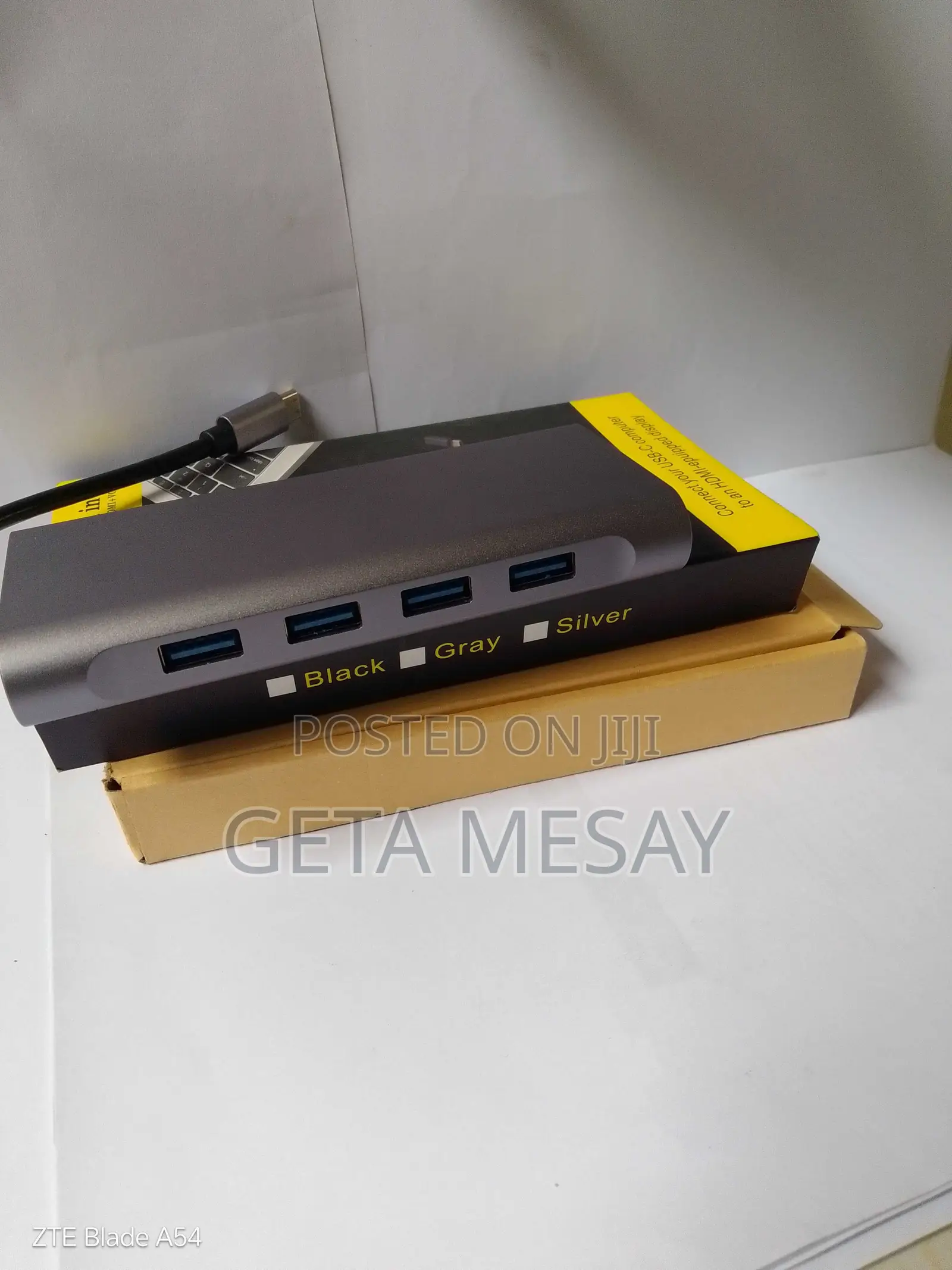 11-in-1 USB-C Hub Vga Hdmi Lan 4 USB 3.0 Sd Tf Audio Pd