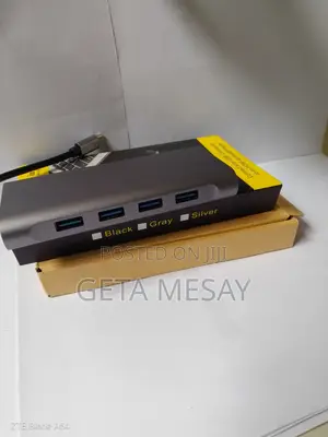 11-in-1 USB-C Hub Vga Hdmi Lan 4 USB 3.0 Sd Tf Audio Pd