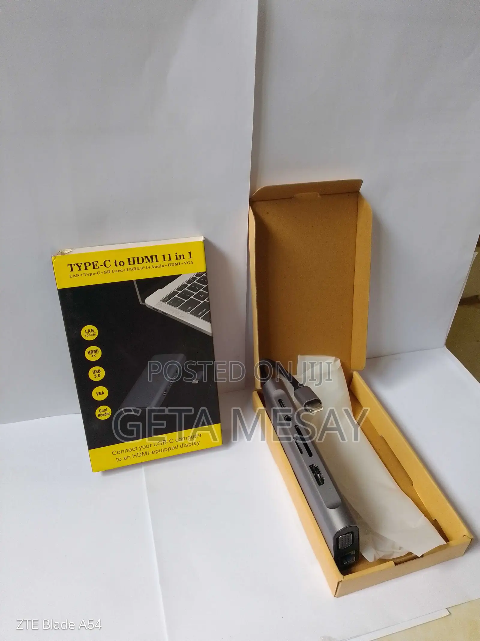 11-in-1 USB-C Hub Vga Hdmi Lan 4 USB 3.0 Sd Tf Audio Pd