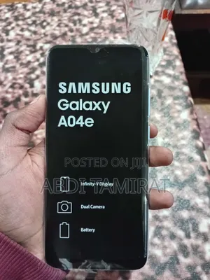New Samsung Galaxy A04e 32 GB Purple