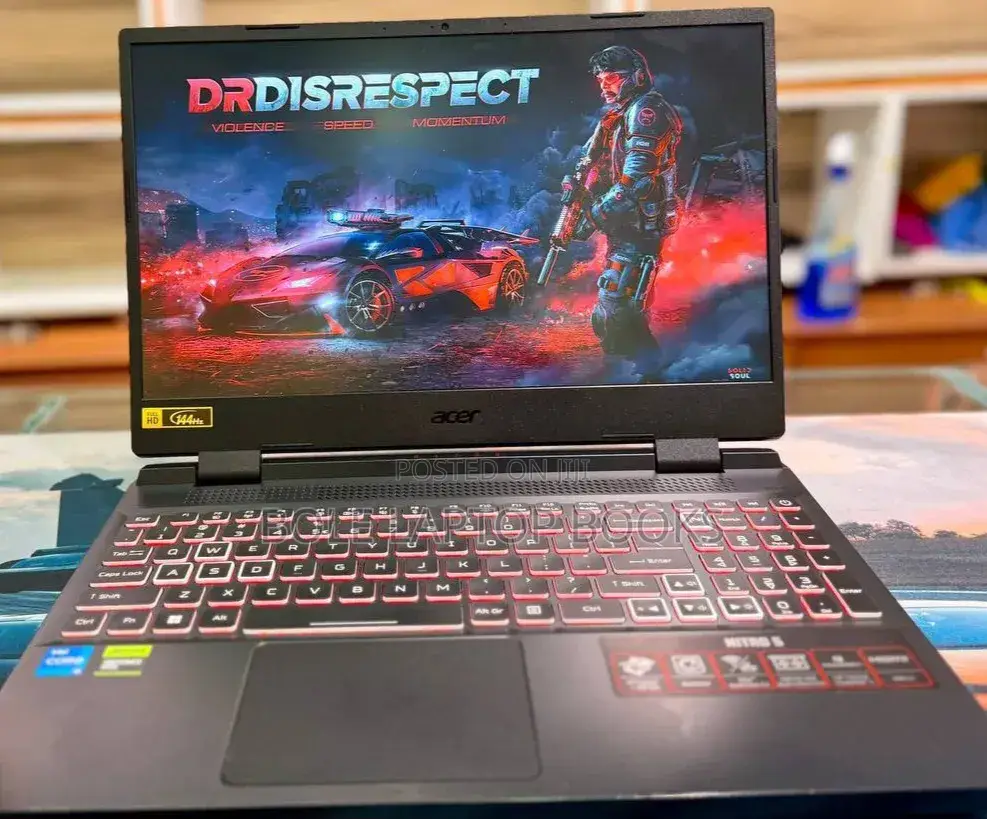 New Laptop Acer Nitro 16 16GB Intel Core i7 SSD 512GB