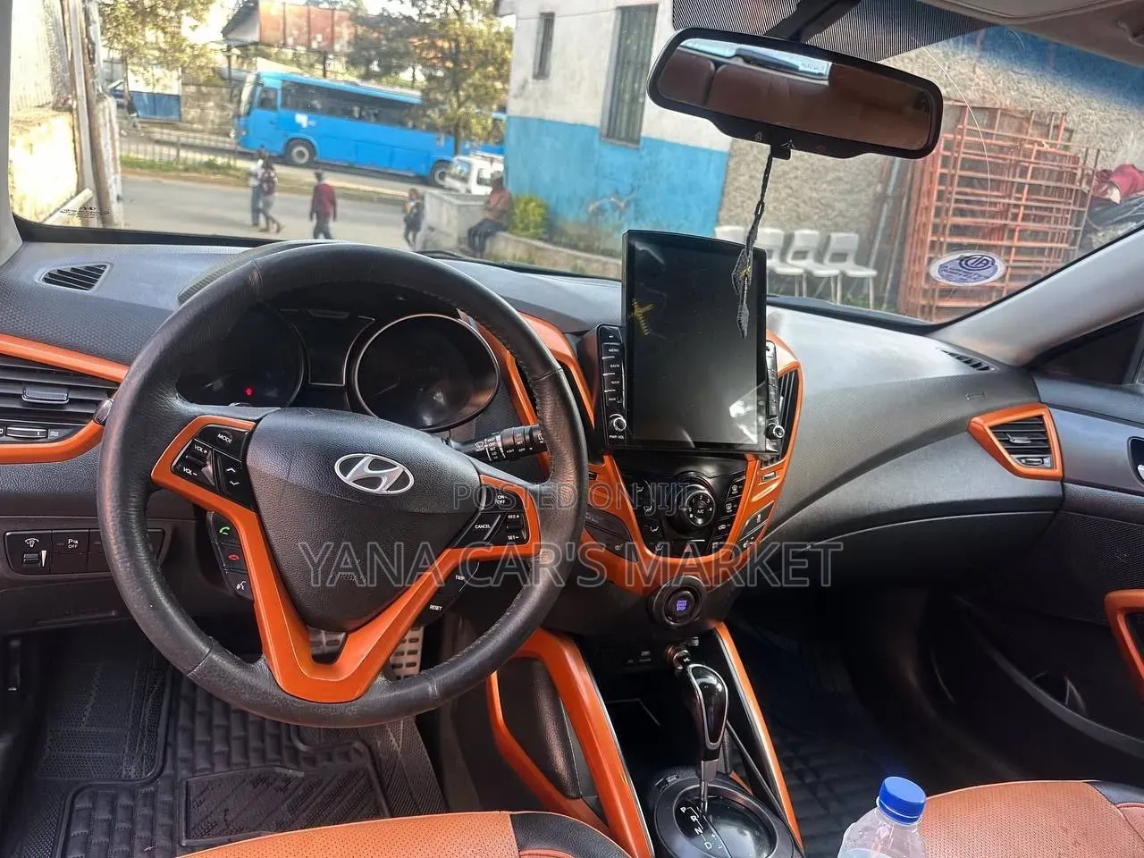 Hyundai Veloster 2014