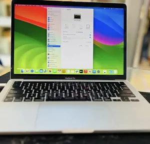 New Laptop Apple MacBook Pro 2021 M1 16GB Apple M1 Pro SSD 256GB