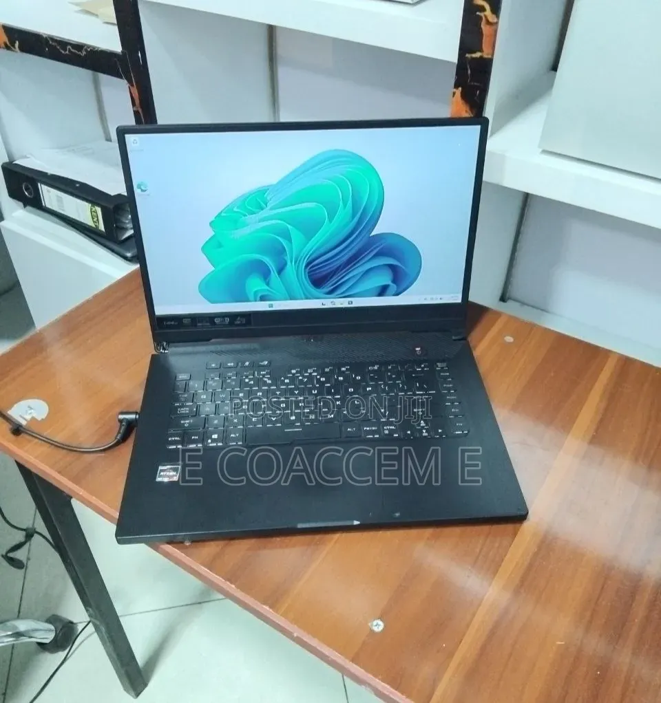 Laptop Asus 16GB AMD Ryzen 7 SSD 512GB
