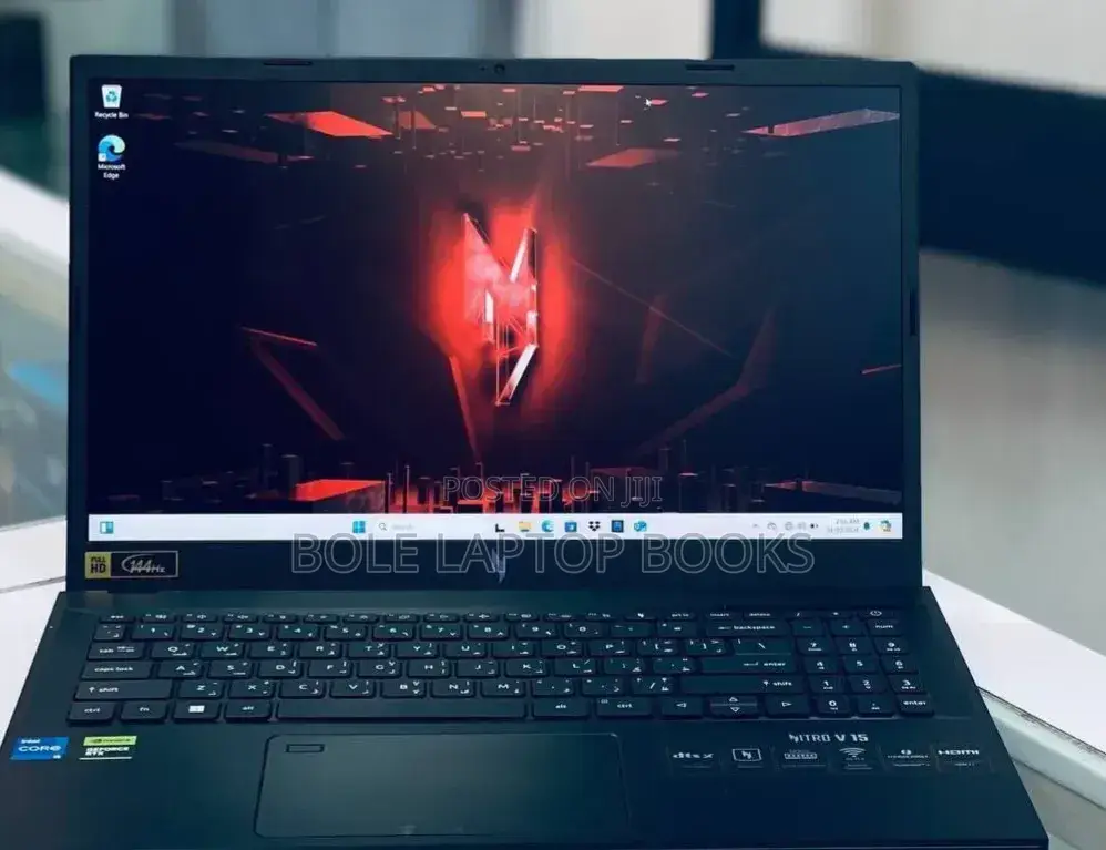New Laptop Acer Nitro V 15 16GB AMD Ryzen 5 SSD 512GB