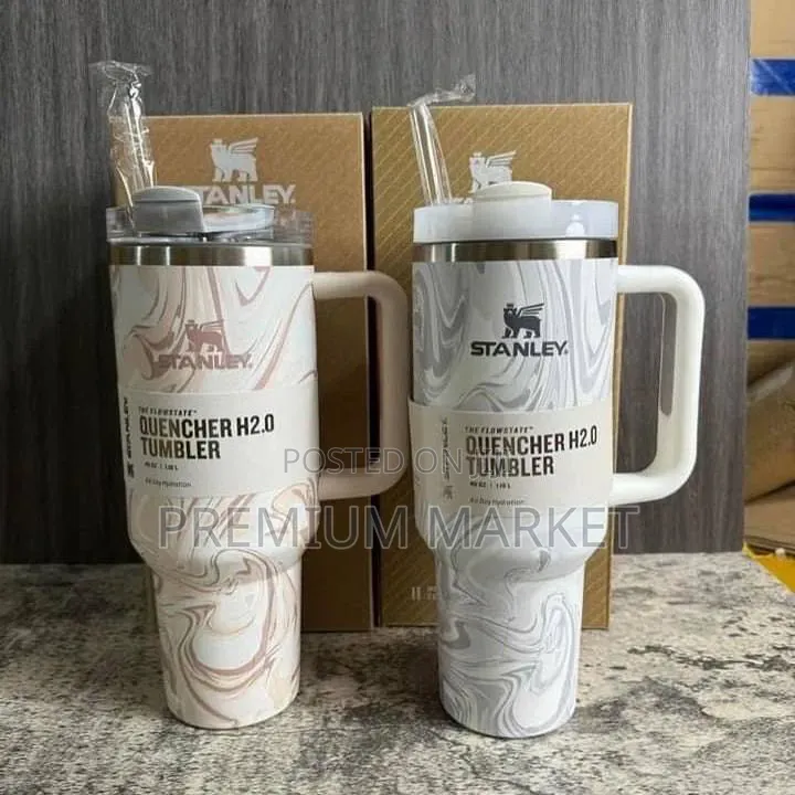 STANLEY Double Layer Stainless Still Isolated Tumbler With Straw
