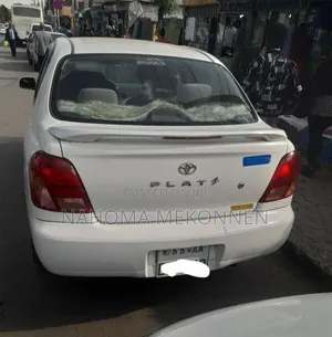 Toyota Platz 2001 White