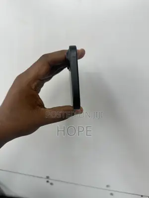 New Apple iPhone 16 128 GB Black