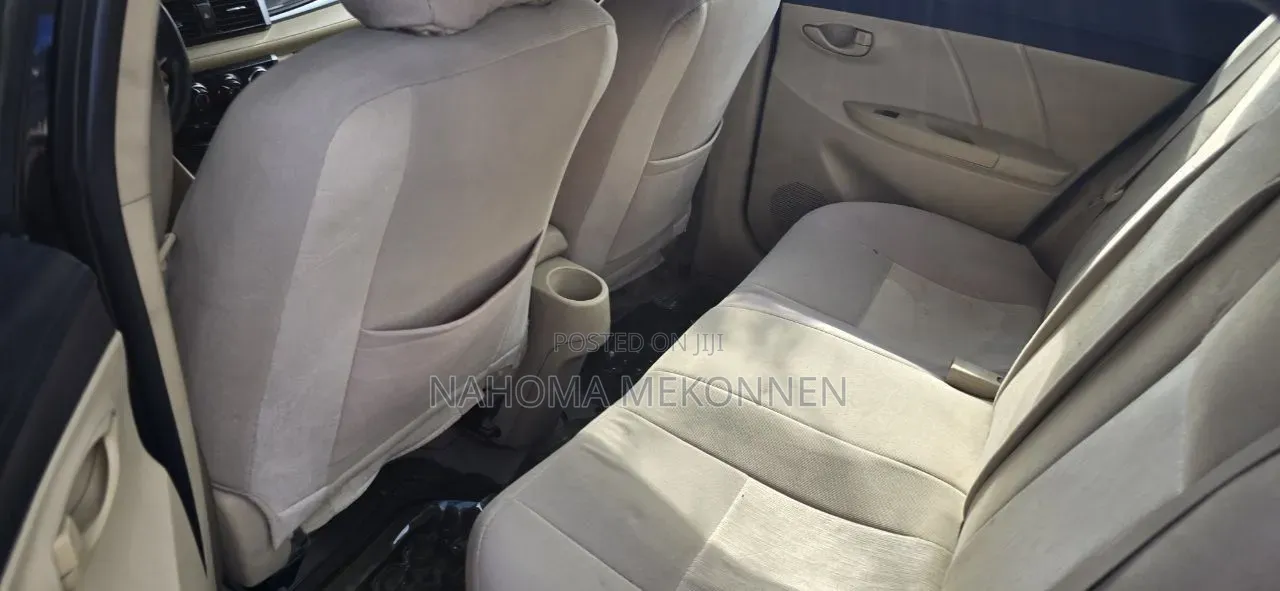 Toyota Yaris 2014 Black