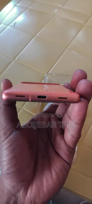 Google Pixel 7a 128 GB Orange