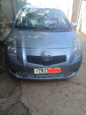 Toyota Yaris 1.0 VVT-i 2007 Gray