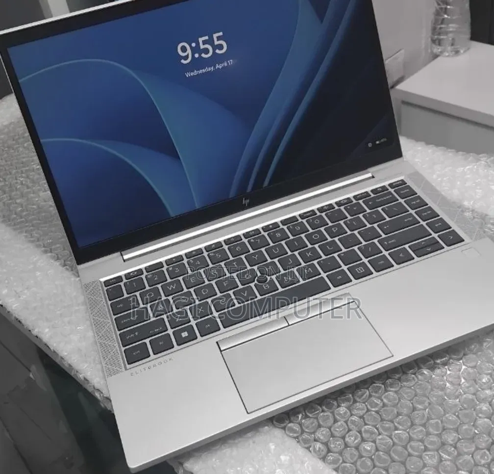 New Laptop HP EliteBook 840 G8 16GB AMD Ryzen 5 SSD 512GB