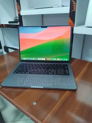 New Laptop Apple MacBook Pro 2021 M1 32GB Apple M1 Pro SSD 512GB