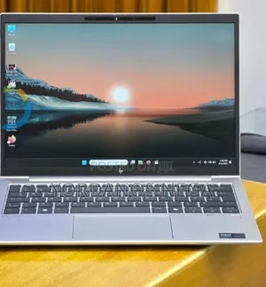 New Laptop HP Elitebook 830 G11 16GB Intel Core Ultra 7 SSD 512GB