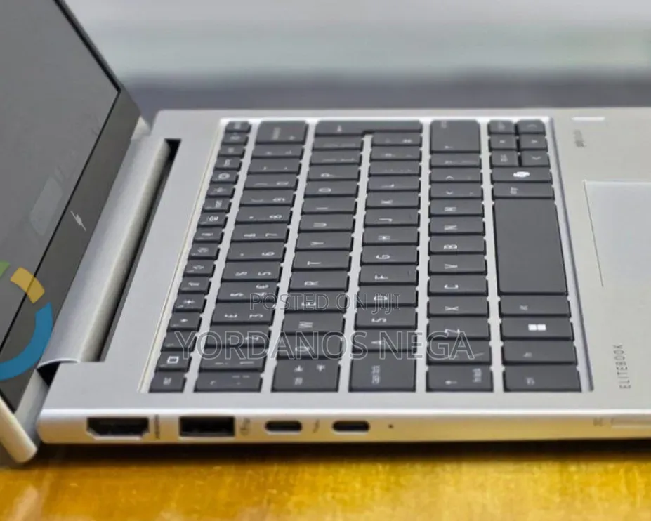 New Laptop HP Elitebook 830 G11 16GB Intel Core Ultra 7 SSD 512GB